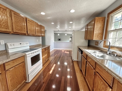 El Dorado Springs, MO Home in Town for Sale, Cedar County MO - image 9