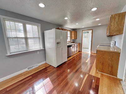 El Dorado Springs, MO Home in Town for Sale, Cedar County MO - image 7