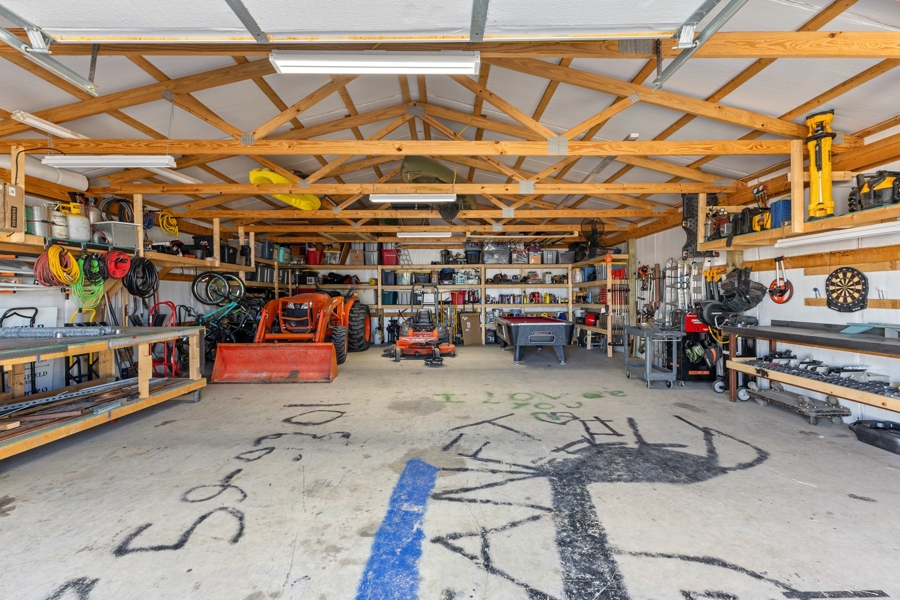 Shop area building 3