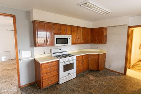 Lamar Mo Country Home for Sale, Barton County, Missouri - image 5