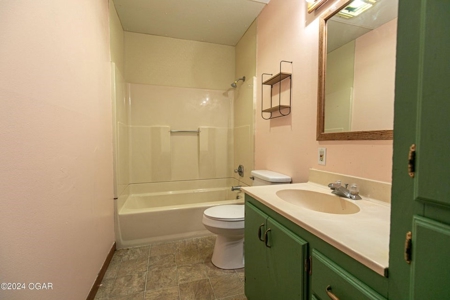 Lamar Mo Country Home for Sale, Barton County, Missouri - image 29
