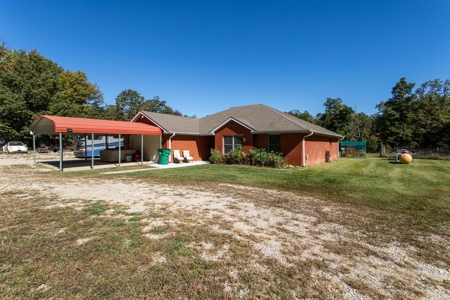 Country Home with Acreage For Sale in Hardy, AR - image 25