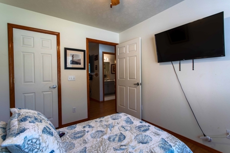 Country Home with Acreage For Sale in Hardy, AR - image 23