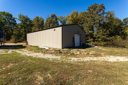 Country Home with Acreage For Sale in Hardy, AR - image 32