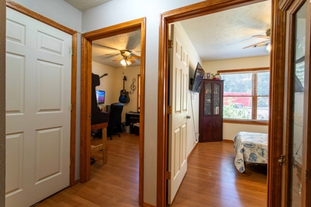 Country Home with Acreage For Sale in Hardy, AR - image 18