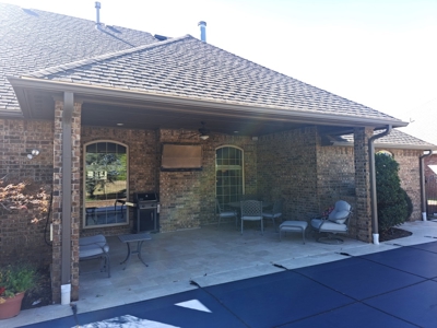 Lynn Unruh built home in Pheasant Run Golf East - image 34