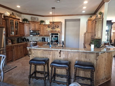 Lynn Unruh built home in Pheasant Run Golf East - image 26