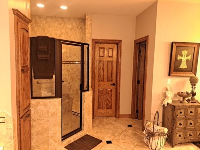 Lynn Unruh built home in Pheasant Run Golf East - image 9