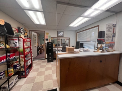 Established and Thriving Food Distributing Business Property - image 8