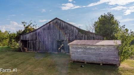 Brick Home and Farmland in Albany, Ky - image 17