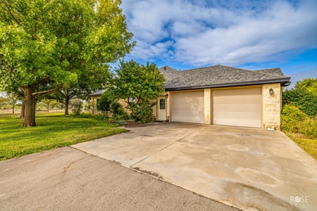 Charming Custom Home on 50 Acres – Just Minutes from Sonora, - image 35
