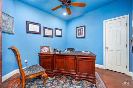 Charming Custom Home on 50 Acres – Just Minutes from Sonora, - image 17
