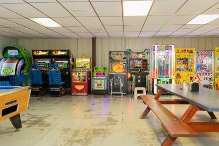 Established Locally Ran Business FOR SALE in Memphis MO! - image 49
