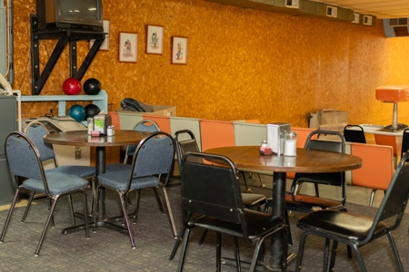 Established Locally Ran Business FOR SALE in Memphis MO! - image 26