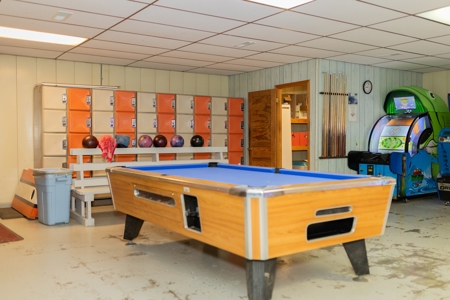 Established Locally Ran Business FOR SALE in Memphis MO! - image 48