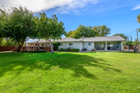 Vacaville, CA Country Home & Horse Properties for Sale - image 33