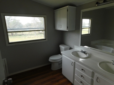 Fully Remodeled HOME at LAKE BROWNWOOD - image 9