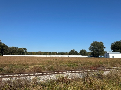 Stunning 3-Bedroom Farmhouse on 24 Acres Near Washington, NC - image 22