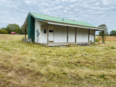 Investment Property On Large Acreage For Sale In Arkansas - image 6