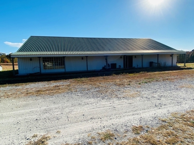 Investment Property On Large Acreage For Sale In Arkansas - image 38