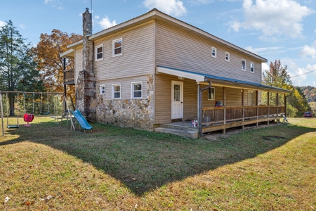 Country Home for Sale in Lewis County, Tennessee - image 9