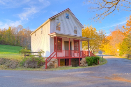 Home, Log Cabin & Old Country Store for Sale in Bedford VA - image 37