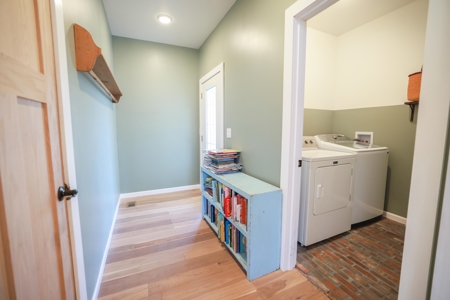 Stunning Amish-Built Home on 20 Private Acres in Springville - image 32
