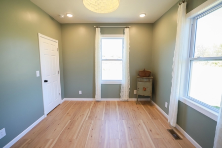 Stunning Amish-Built Home on 20 Private Acres in Springville - image 25