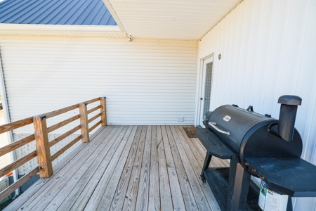 Stunning Amish-Built Home on 20 Private Acres in Springville - image 35