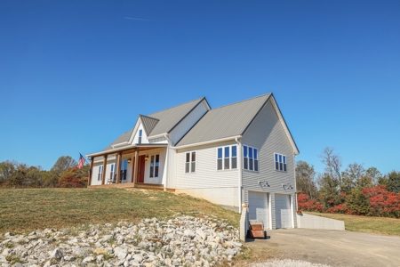 Stunning Amish-Built Home on 20 Private Acres in Springville - image 5