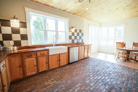 Stunning Amish-Built Home on 20 Private Acres in Springville - image 19