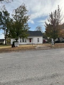 Great Home For Sale in Coldwater, Kansas - image 4