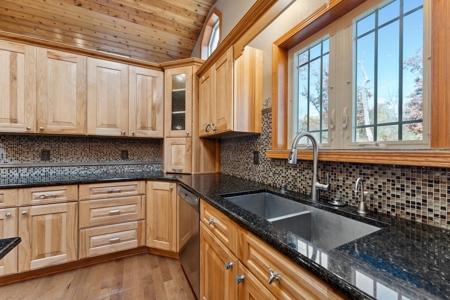 5 Bedroom 3 Bath Ranch Home on 10 Acres Oxford WI - image 11