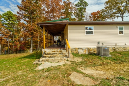 Home with Acreage for Sale in Licking, MO - image 33