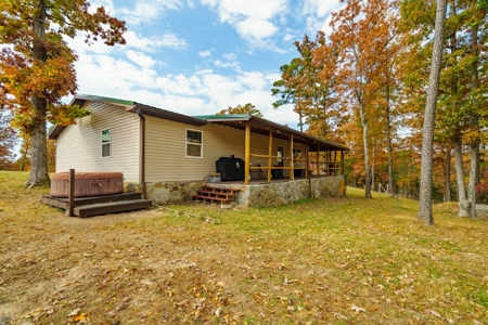 Home with Acreage for Sale in Licking, MO - image 31