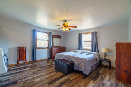 Home with Acreage for Sale in Licking, MO - image 50