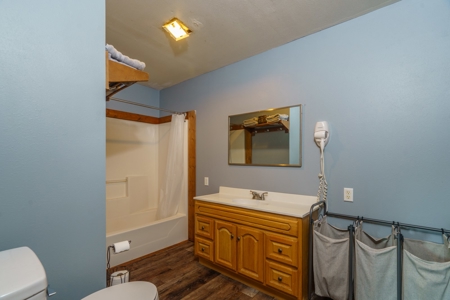Home with Acreage for Sale in Licking, MO - image 23
