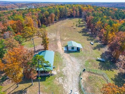 Home with Acreage for Sale in Licking, MO - image 6