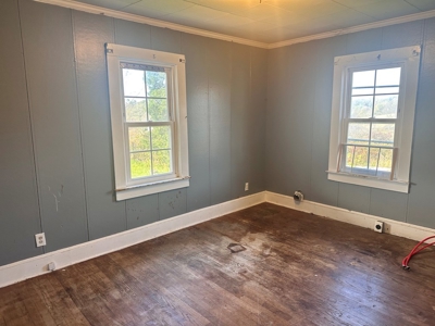 Investment Cottage for Sale in Dugspur VA - image 10