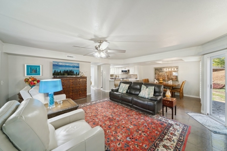 Home on the Lake For Sale in Pryor OK on Lake Hudson - image 17