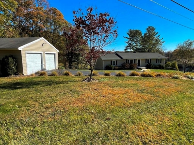 Single Level Home For Sale In Max Meadows VA - image 37