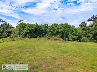 Newly Built Waterfront Home with Titled Land, Bocas del Toro - image 41