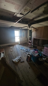 Home For Auction - image 12