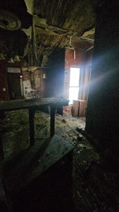 Home For Auction - image 9