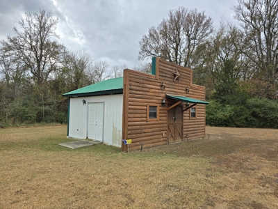 Kerr Lake Country Home & Shop - 5 Acres - image 29