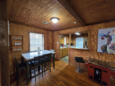 Kerr Lake Country Home & Shop - 5 Acres - image 13