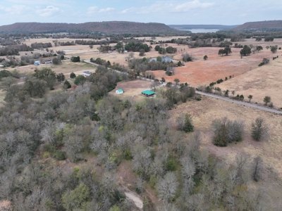 Kerr Lake Country Home & Shop - 5 Acres - image 45