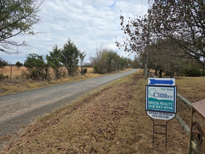 Kerr Lake Country Home & Shop - 5 Acres - image 40