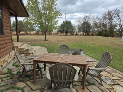 Kerr Lake Country Home & Shop - 5 Acres - image 4