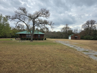 Kerr Lake Country Home & Shop - 5 Acres - image 42